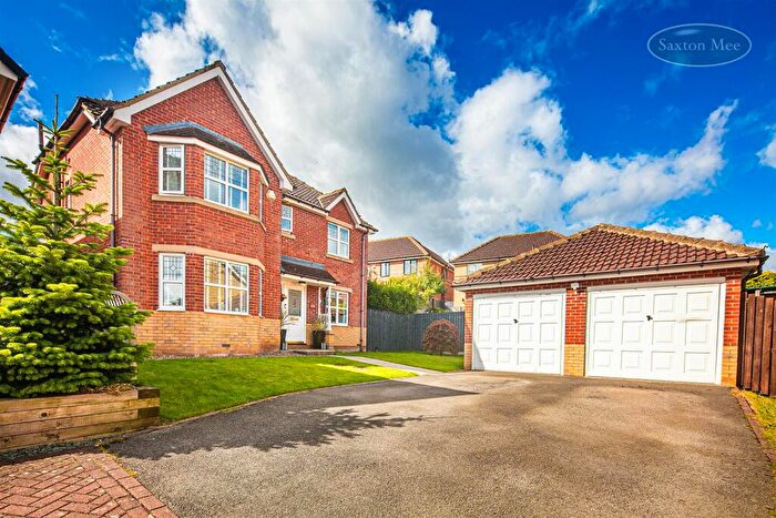 4 Bedroom Detached House For Sale In Thorncliffe View, Chapeltown, Sheffield, S35