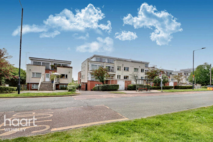 2 Bedroom Flat For Sale In Wembley Park, HA9