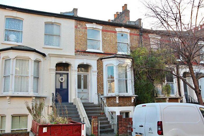 1 Bedroom Flat To Rent In Alvington Crescent, E8