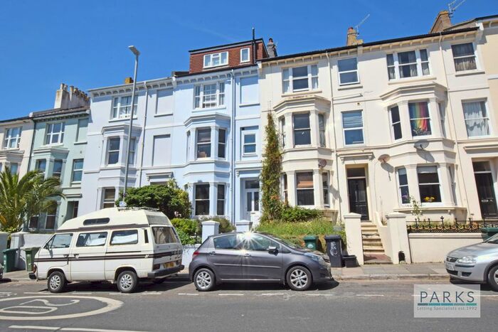 1 Bedroom Flat To Rent In Queens Park Road, Brighton, BN2