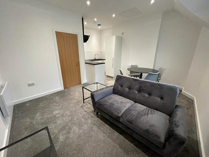 1 Bedroom Flat To Rent In Middleton Chambers, Lowgate, Hull, HU1