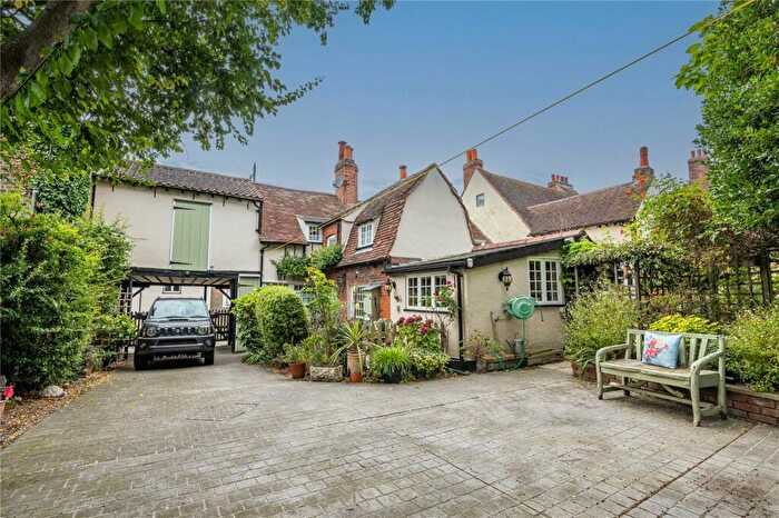 3 Bedroom Terraced House For Sale In South Street, Rochford, Essex, SS4