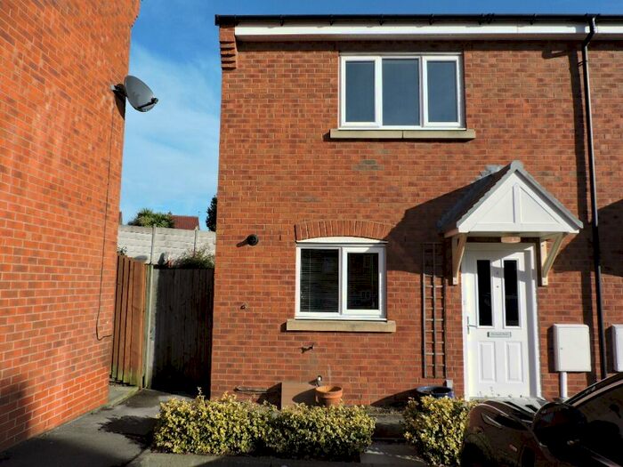 2 Bedroom Town House To Rent In Florimel Court, Oxborough Road, Arnold, NG5