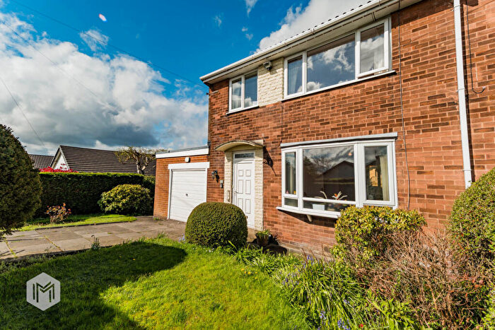 3 Bedroom Semi Detached House For Sale In Grindsbrook Road, Radcliffe, Manchester, Greater Manchester, M26