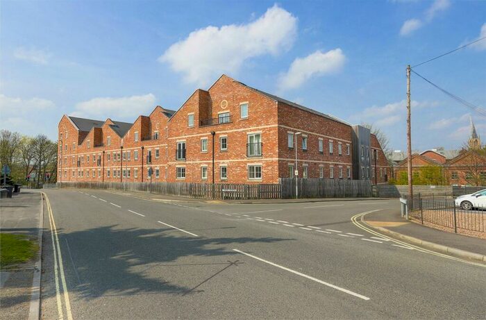 1 Bedroom Apartment To Rent In Piccadilly Heights, Hady Hill, Chesterfield, S41