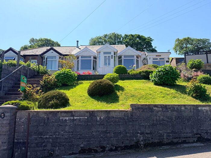 3 Bedroom Detached Bungalow For Sale In Llan Road, Maesteg, Cwmfelin, CF34