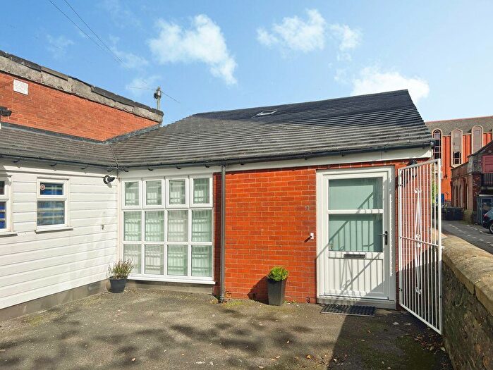 Detached House To Rent In The Studio, Rear Of Bath Street, Bolton Town Centre, BL1