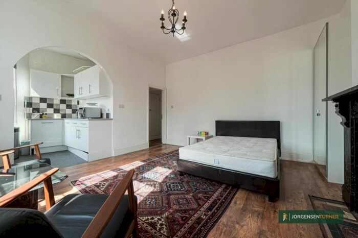 Studio To Rent In Chamberlayne Road, London, NW10