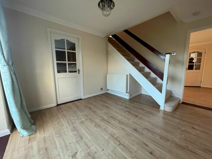 3 Bedroom Link Detached House To Rent In The Finches, Sittingbourne, ME10