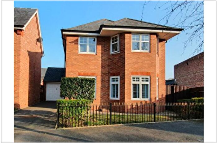 4 Bedroom Detached House To Rent In Woodcock Lane North, Acocks Green, B27