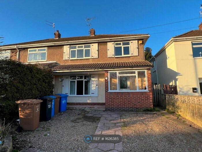 3 Bedroom Semi-Detached House To Rent In Greenwich Drive South, Derby, DE22