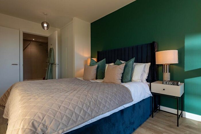 2 Bedroom Flat To Rent In Flat, Rockingham Street, Sheffield, S1