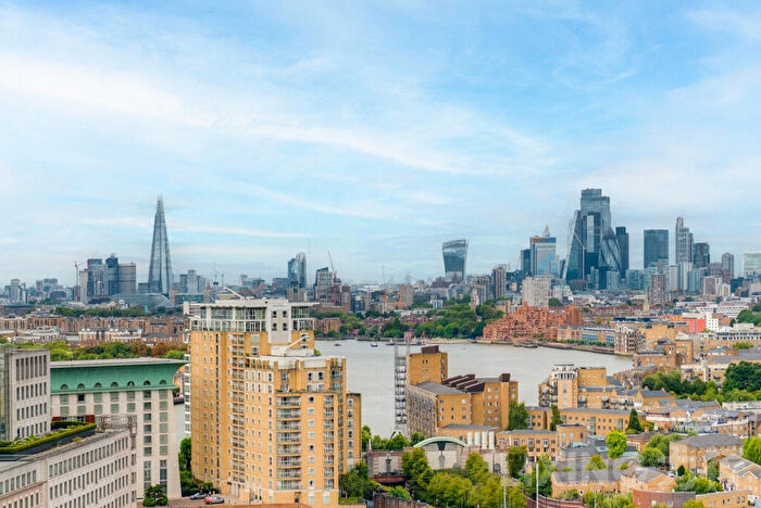 2 Bedroom Apartment To Rent In Hertsmere Road, Canary Wharf, E14