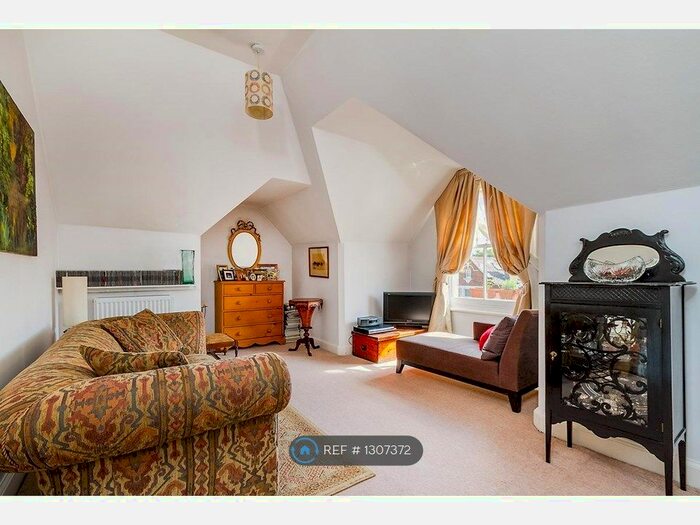 1 Bedroom Flat To Rent In Putney, London SW15