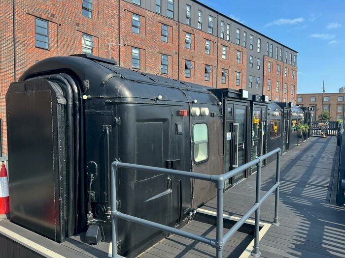 Office To Rent In Retail Unit, Railway Carriage, CF62