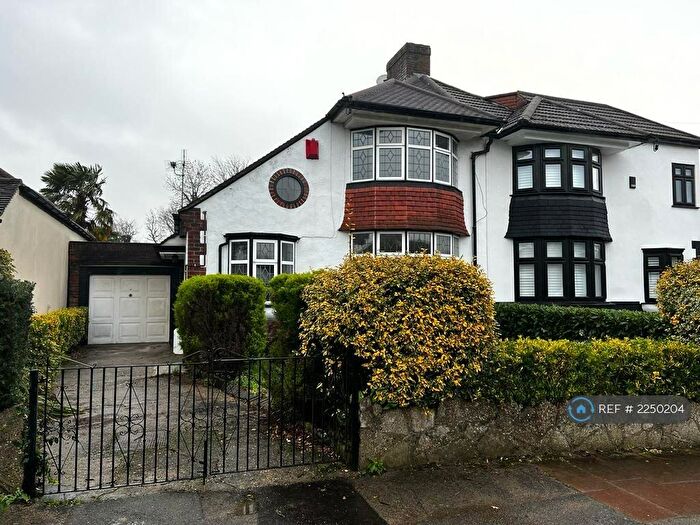 3 Bedroom Semi-Detached House To Rent In Forest Way, Orpington, BR5