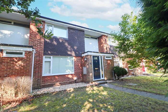 3 Bedroom Terraced House For Sale In The Croft, Fleet, GU51