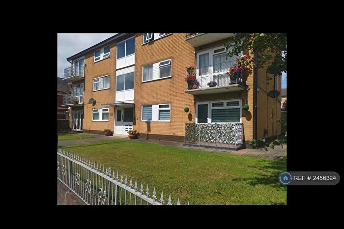 2 Bedroom Flat To Rent In Waterloo Road, Blackpool, FY4