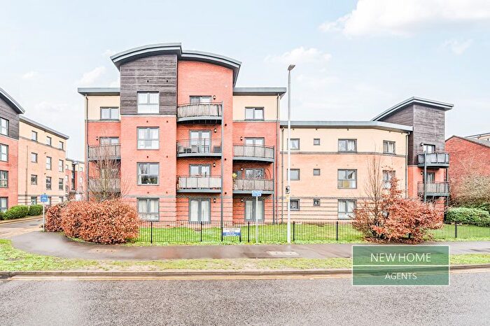 2 Bedroom Flat For Sale In Fountain Court, Raven Close, WD18
