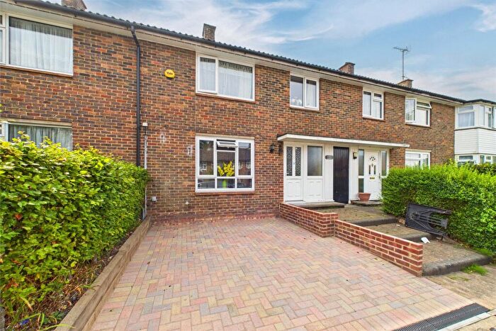 3 Bedroom Terraced House For Sale In Kibble Green, Bracknell, Berkshire, RG12