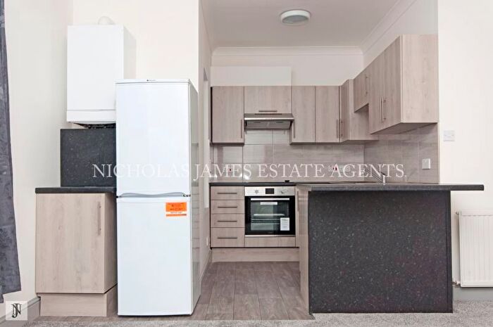 2 Bedroom Flat To Rent In Seven Sisters Road, London, N4