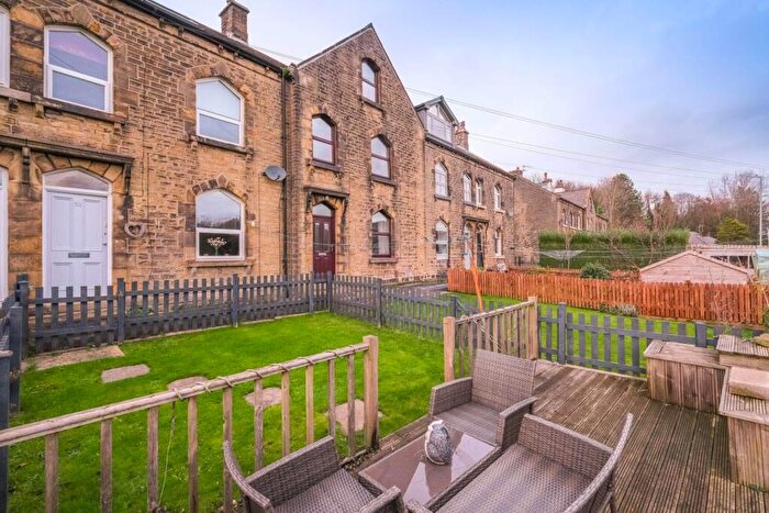 4 Bedroom Terraced House For Sale In Grasmere Road, Meltham, HD9