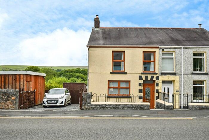 2 Bedroom Semi-Detached House For Sale In Cwmamman Road, Glanamman, Ammanford, Carmarthenshire, SA18