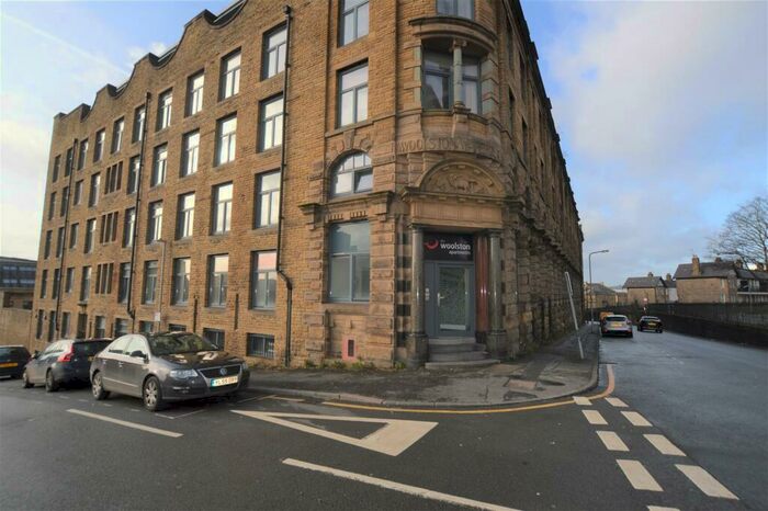 1 Bedroom Apartment To Rent In Woolston Warehouse, Grattan Road, BD1