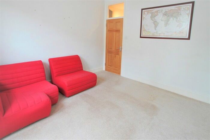 1 Bedroom Flat To Rent In Wiseton Road, London, SW17