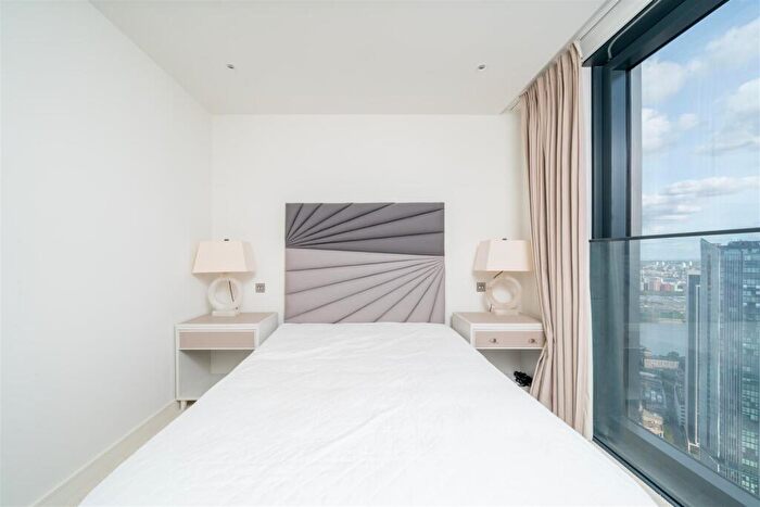 3 Bedroom Apartment To Rent In Hampton Tower, South Quay Plaza, London, E14