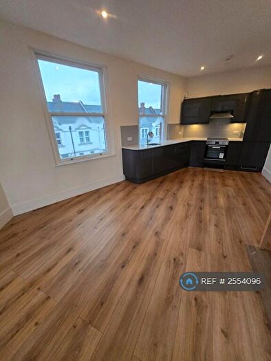 2 Bedroom Flat To Rent In Kasaka House, London, NW3