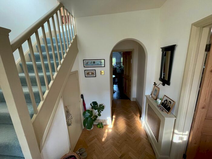 3 Bedroom Cottage To Rent In Wordsworth Walk, Hampstead Garden Suburb, NW11