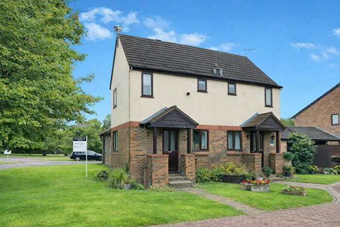 1 Bedroom Terraced House For Sale In North Holmwood Dorking, RH5