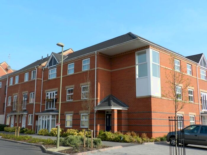 2 Bedroom Apartment To Rent In Alma Road, Banbury, OX16