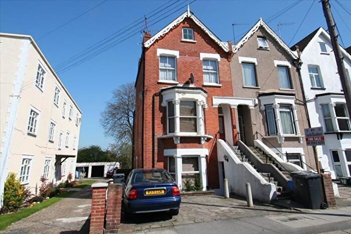 2 Bedroom Flat To Rent In Beaconsfield Road, New Southgate, London, N11