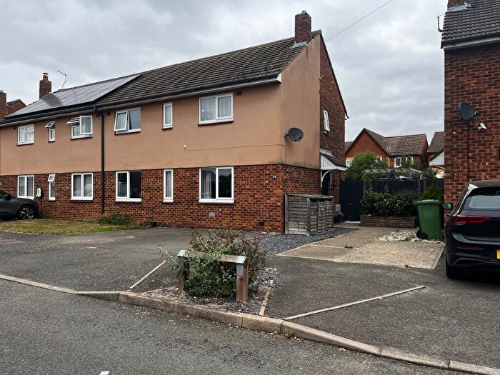 4 Bedroom Semi-Detached House For Sale In Belle Isle Crescent, Brampton, Huntingdon, PE28