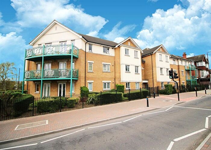 2 Bedroom Flat To Rent In High Road, Harrow, HA3