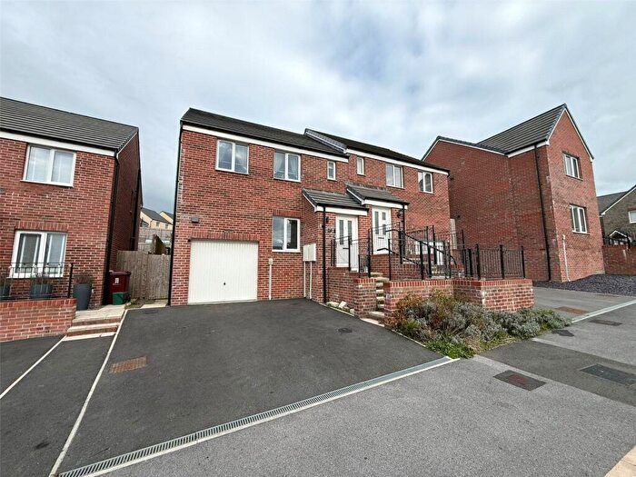 3 Bedroom Semi Detached House For Sale In Tasker Way, Haverfordwest, Dyfed, SA61