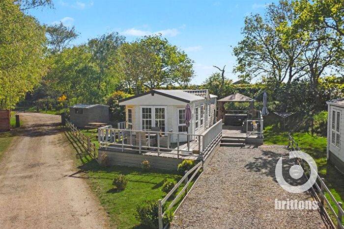 2 Bedroom Park Home For Sale In Common Road, Pentney, PE32