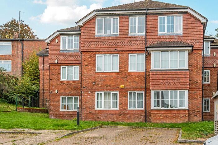 2 Bedroom Flat To Rent In Greatacre, Chesham, HP5