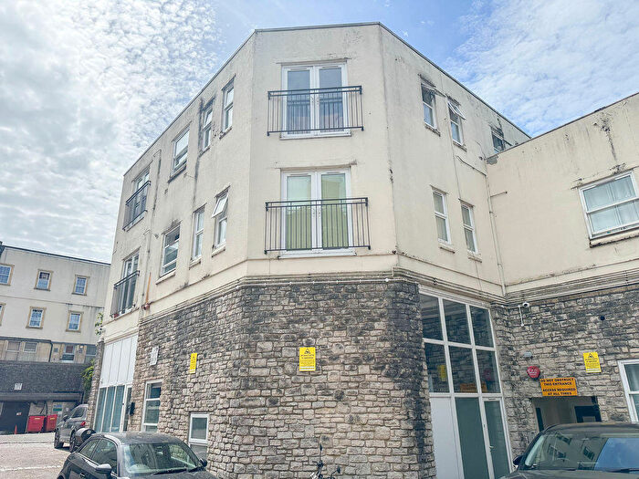 1 Bedroom Flat For Sale In Peter Street, Shepton Mallet, BA4