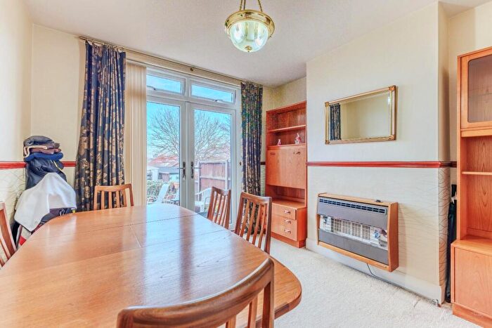 3 Bedroom Terraced House For Sale In Wyken Way, Coventry, CV2