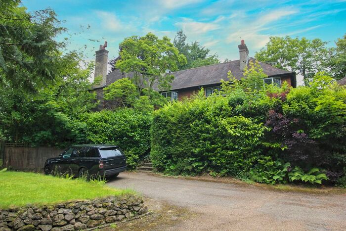 5 Bedroom Property To Rent In Brassey Road, Oxted, RH8