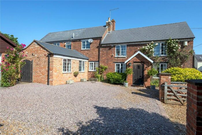 3 Bedroom Detached House For Sale In High Street, Whittlebury, Towcester, Northamptonshire, NN12