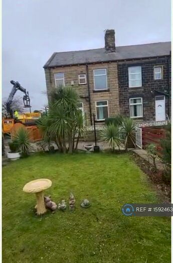 2 Bedroom End Of Terrace House To Rent In Grange Buildings, Morley, Leeds, LS27