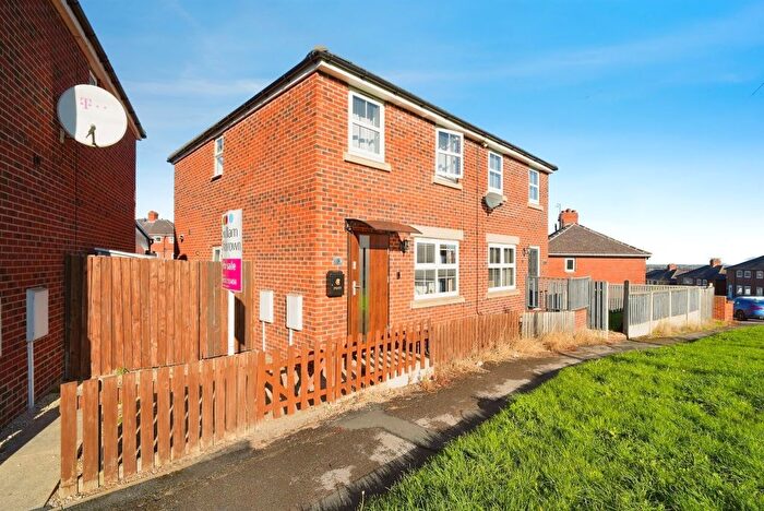 3 Bedroom Semi Detached House For Sale In Highstone Park, Barnsley, S70