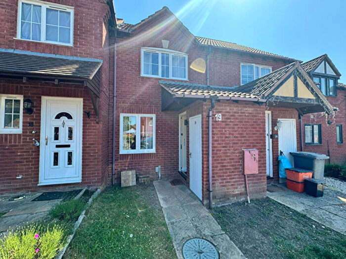 2 Bedroom Terraced House To Rent In Greensand Close, Swindon, SN25