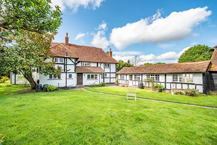 4 Bedroom Detached House For Sale In Chobham, Surrey, GU24
