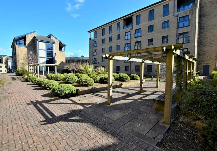 2 Bedroom Flat To Rent In Equilibrium, Plover Road, Lindley, HD3