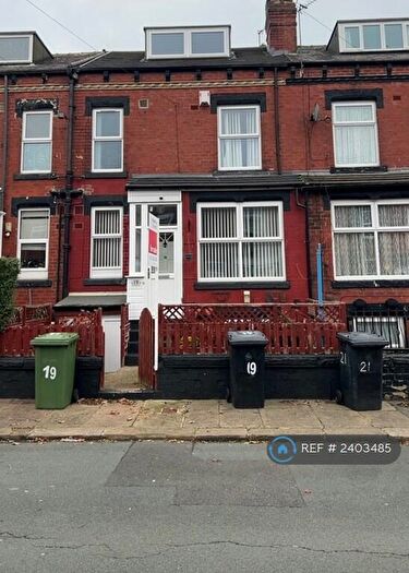 2 Bedroom Terraced House To Rent In Cross Flatts Parade, Leeds, LS11